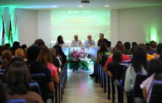 aula-magna-marca-inicio-do-ano