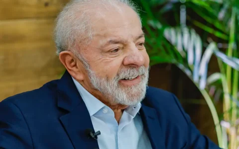 lula-assina-mp-que-libera-fgts