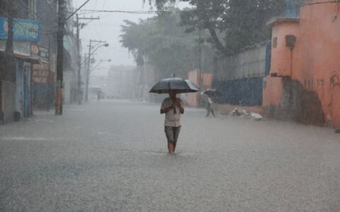 manaus-entra-em-alerta-para-ri