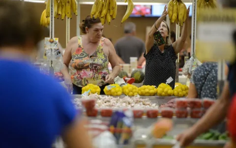mercado-reduz-previsao-da-infl