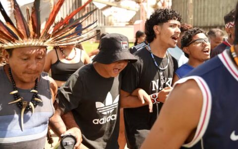 santarem-indigenas-protestam-c