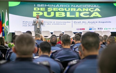 uea-defende-educacao-contra-vi