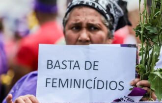 Relatório aponta média de 12 mulheres vítimas de violência por dia