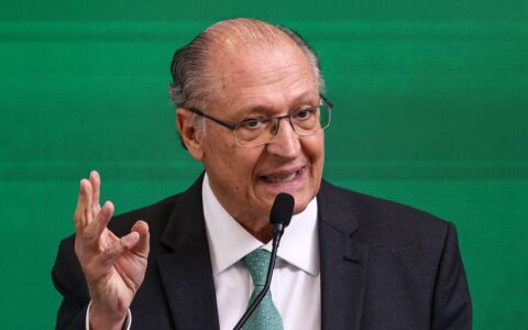 alckmin-saira-do-ministerio-em