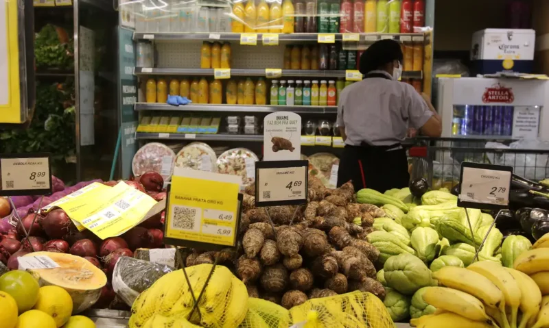 alimentos-elevam-previa-da-inf