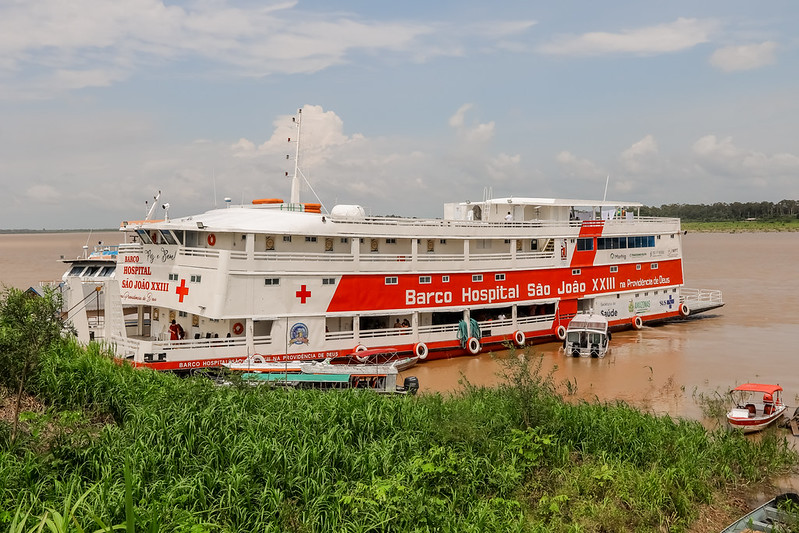 barco-hospital-atende-populaca