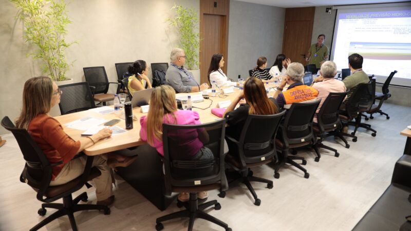 comite-debate-chuvas-e-alerta-