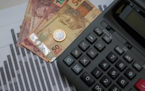 economia-brasileira-cresce-23-