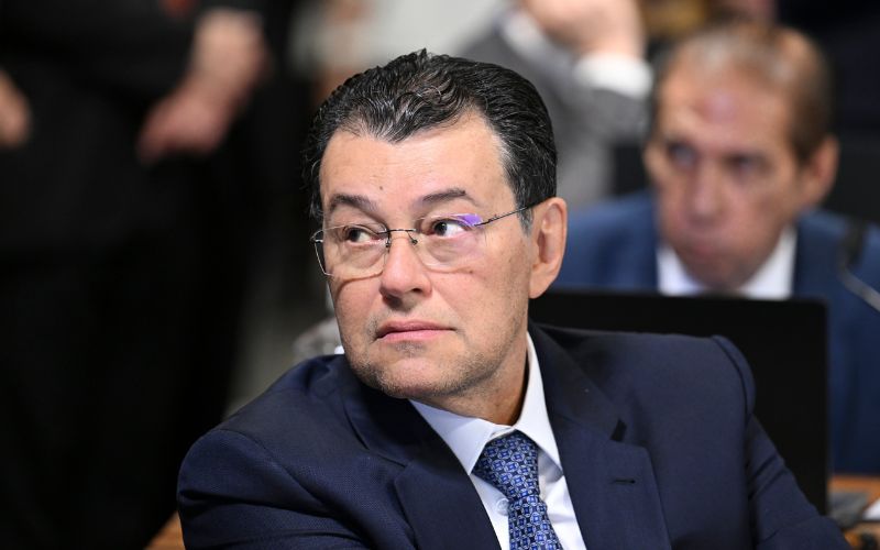 eduardo-braga-lidera-cenarios-