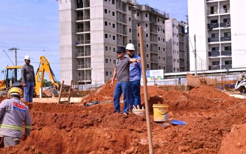 prefeito-vistoria-obras-e-dest