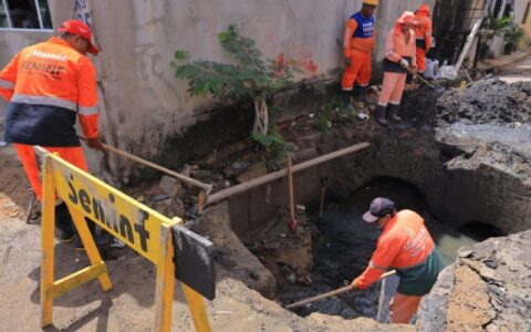 prefeitura-de-manaus-retira-5-