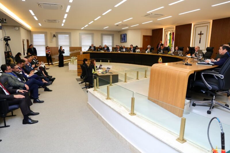 tce-am-nega-recursos-e-mantem-