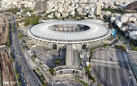 Brasil joga contra Panamá no Maracanã