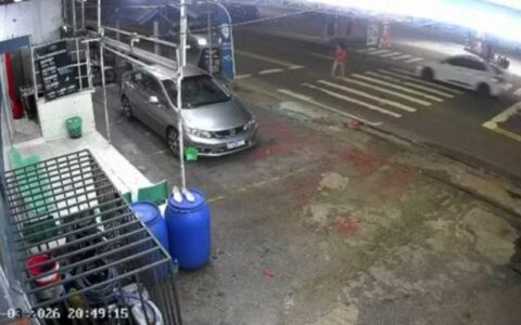 camera-registra-atropelamento-