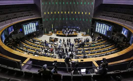 congresso-libera-spray-de-pime