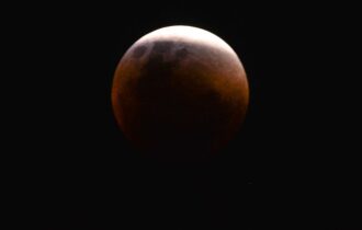 fenomeno-da-lua-de-sangue-e-vi
