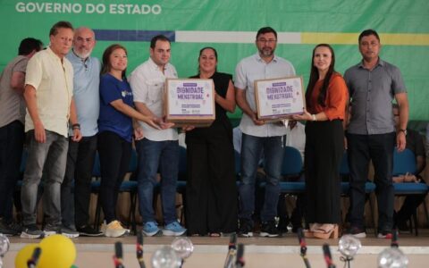 wilson-lima-entrega-cartoes-do