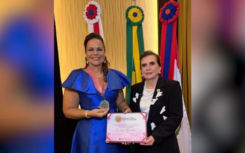 cileide-moussallem-recebe-honr