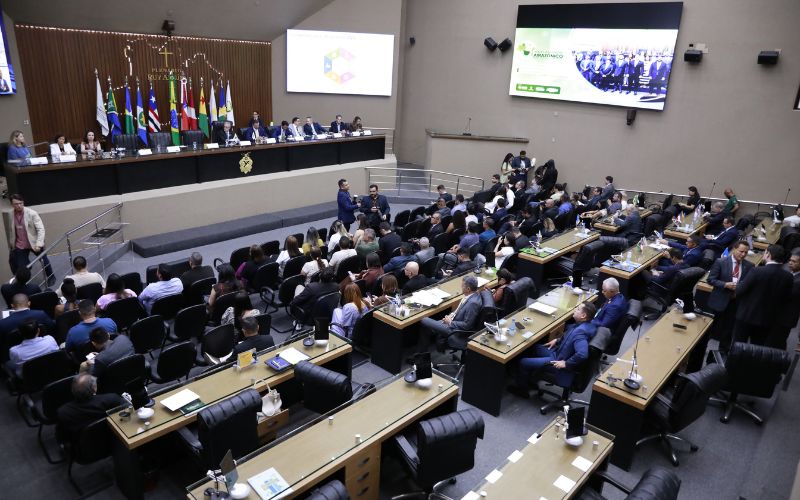 em-votacao-recorde-aleam-aprov