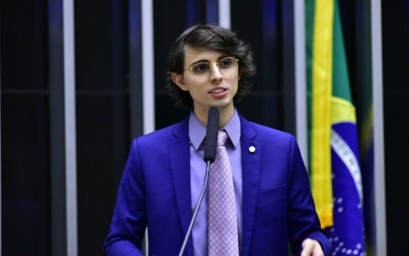 especialista-ve-contradicao-em