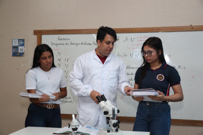 estudantes-do-am-se-destacam-n