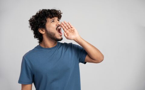 excesso-de-audios-e-chamadas-a