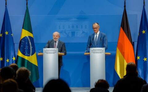 lula-e-merz-condenam-conflitos