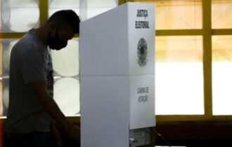 novo-fracassou-e-eleitor-amazo