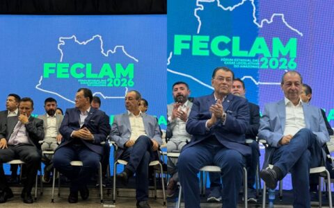 senador-eduardo-braga-particip