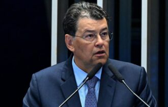 eduardo-braga-faz-denuncia-no-