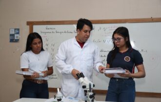 estudantes-do-am-se-destacam-n