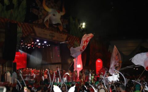 garantido-lota-sambodromo-com-
