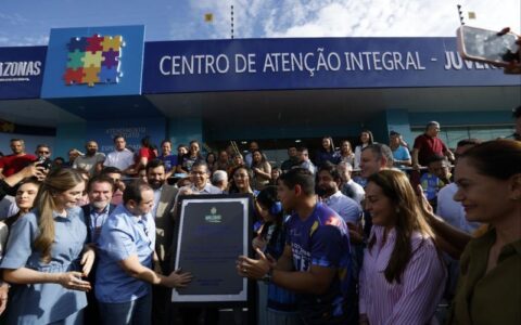 governador-interino-roberto-ci