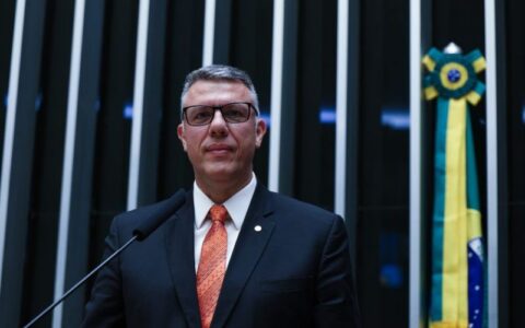 joao-carlos-assume-mandato-de-