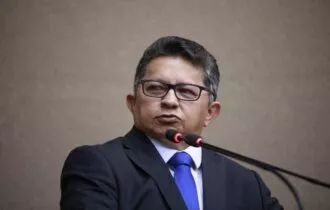 sinesio-campos-chama-trump-de-