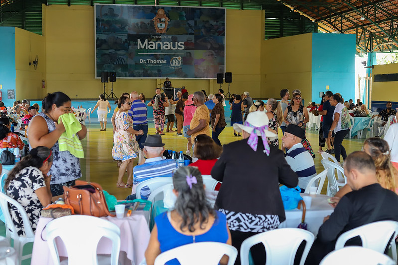 bolerao-no-parque-celebra-dia-