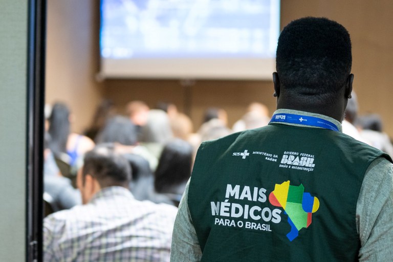 bolsistas-do-mais-medicos-sao-