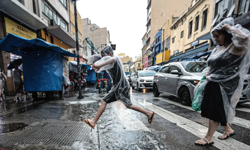 chuva-deve-atingir-todas-as-re