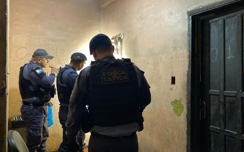 criancas-sao-resgatadas-de-amb