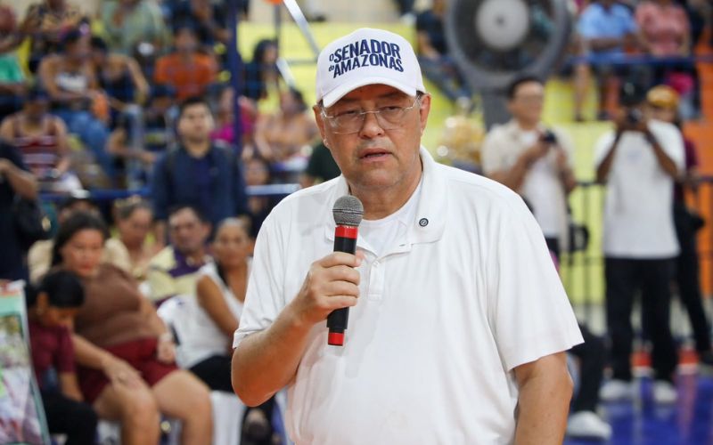 eduardo-braga-inaugura-ginasio