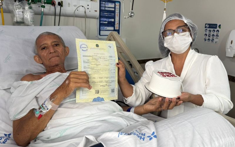 paciente-com-cancer-se-casa-no