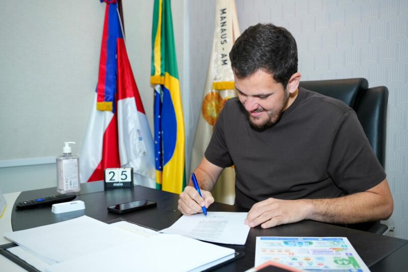 renato-junior-nomeia-48-medico