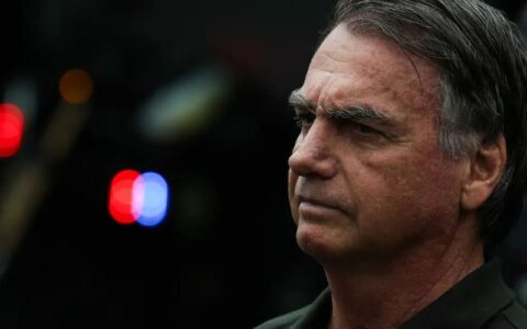 bolsonaro-se-recupera-de-cirur