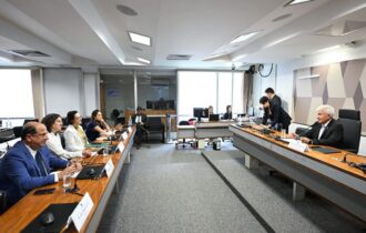 debate-aponta-educacao-profiss