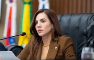 debora-menezes-afirma-que-dire