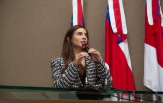 debora-menezes-diz-que-interio