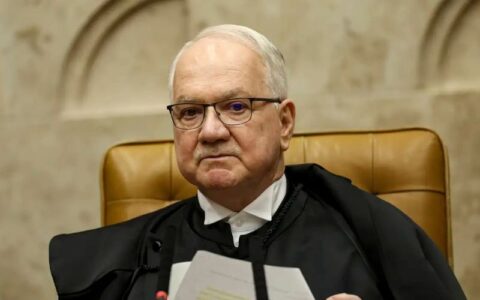 fachin-determina-desintrusao-d