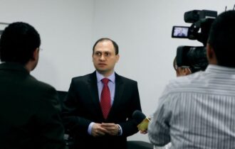 joao-barroso-e-reconduzido-ao-