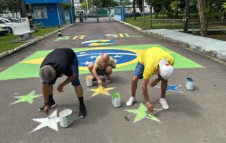 Copa do Mundo inspira atividade com idosos atendidos pela FDT