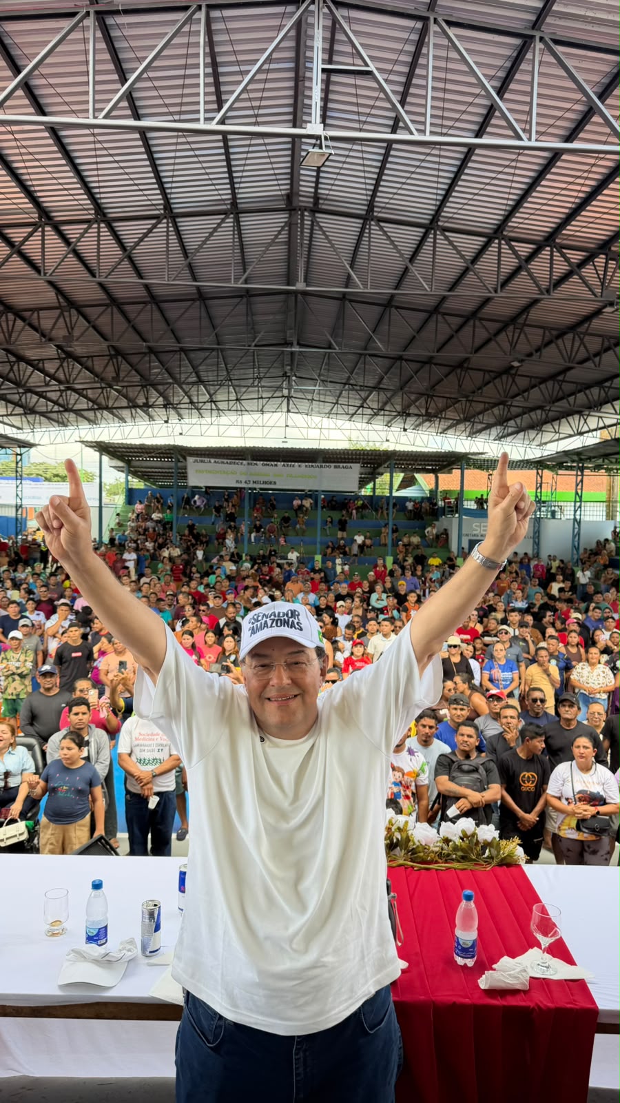 eduardo-braga-lidera-caravana-
